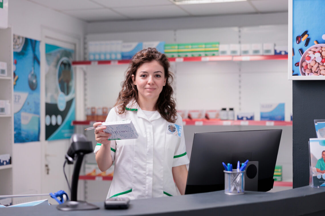 Une Pharmacie De Garde Pour Y Acheter Des Produits Pharmaceutiques