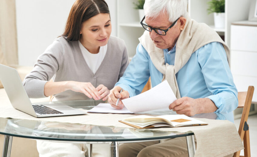 Sur Quels Critères Choisir Une Mutuelle Senior Et Comment La Payer ...